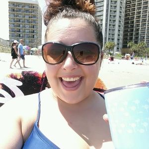 Meet your Posher, Kristina